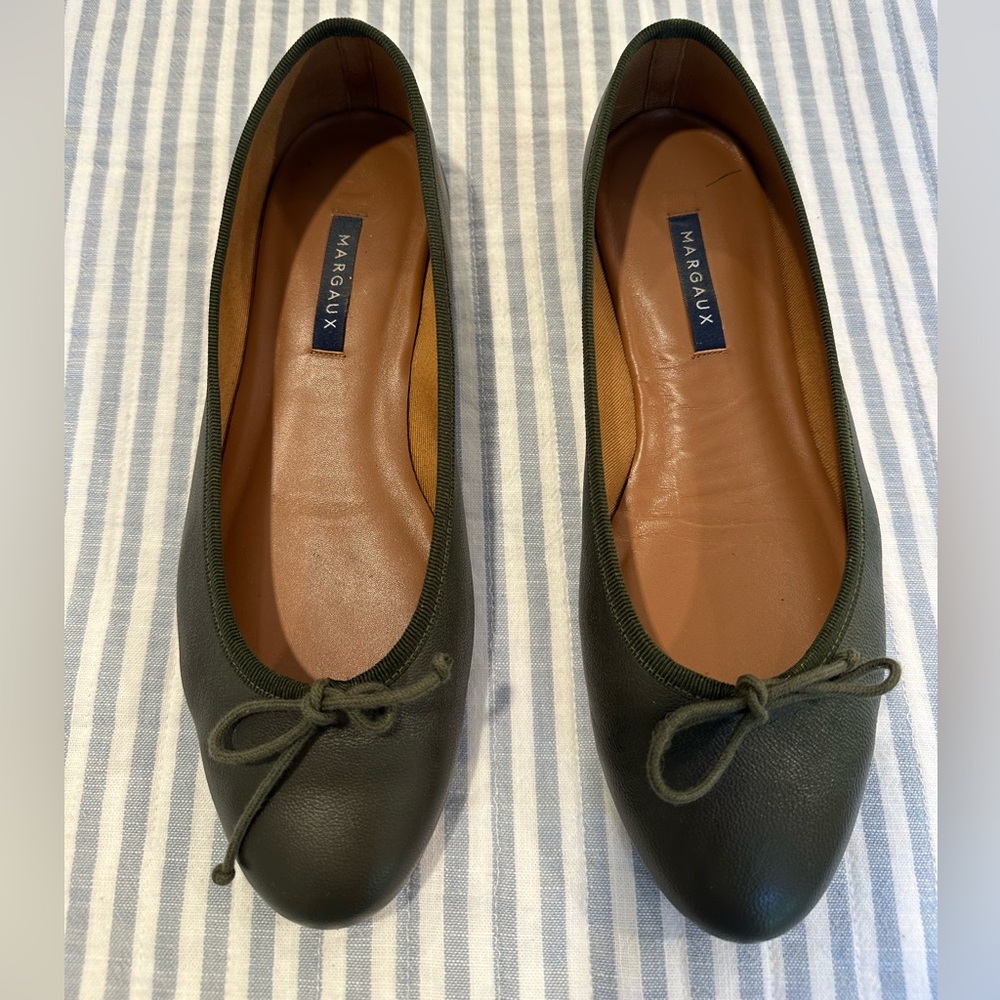 Margaux The Demi ballet flat in Olive Green/Olive Nappa 39.5